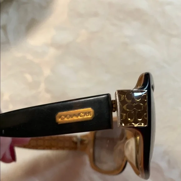 Coach Brown and Tan Glasses Stylish Sunglasses - Picture 5 of 12